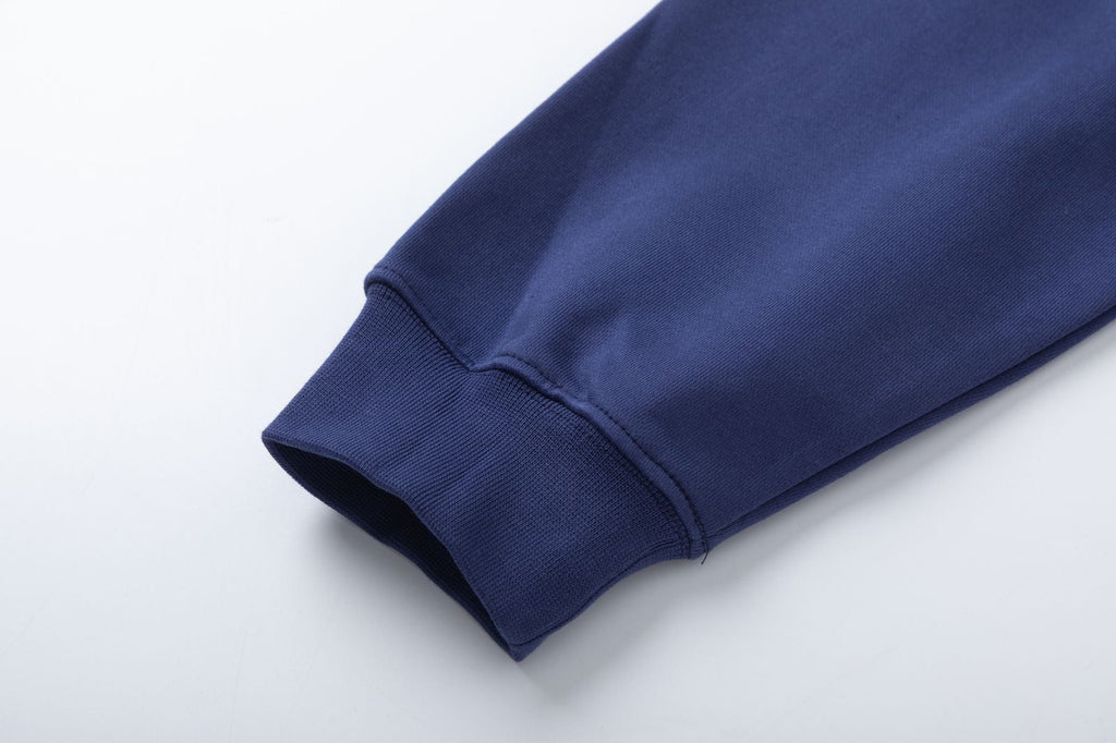 AMRI Arts District Cropped Crew Sweatshirts